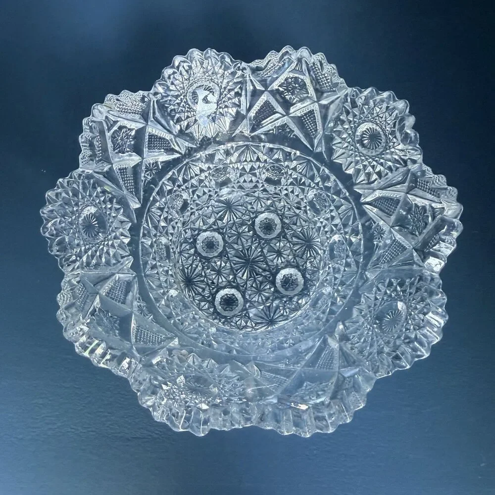 Vintage Cut Glass Bowl Beautiful 6” diameter x 3” tall